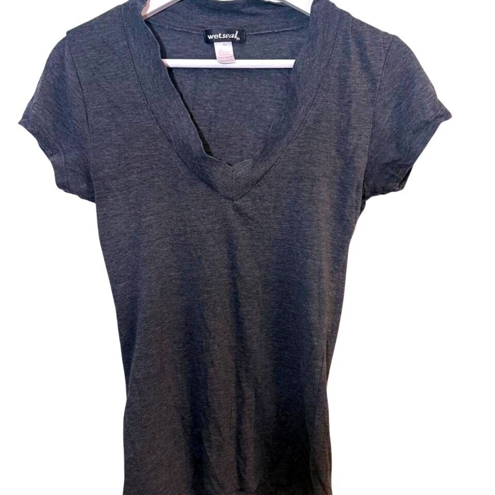 Wet Seal Womens Charcoal Gray V-Neck Short Sleeve Tee Shirt Small JT6231WSV